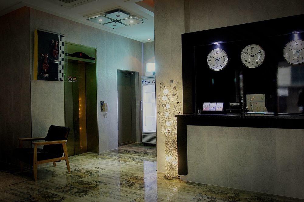Show Hotel Пусан Екстериор снимка
