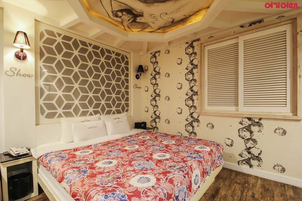 Show Hotel Пусан Екстериор снимка
