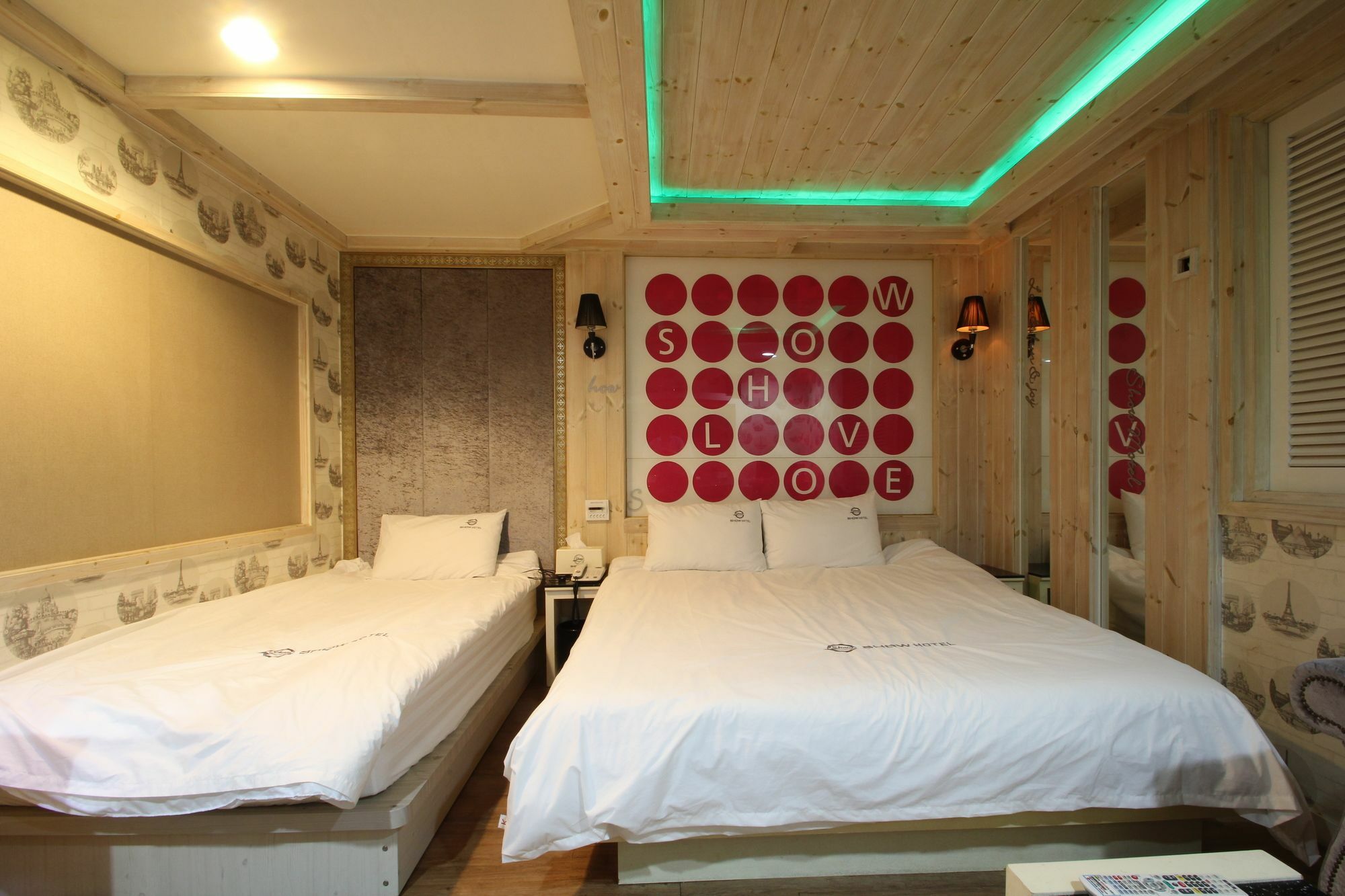 Show Hotel Пусан Екстериор снимка