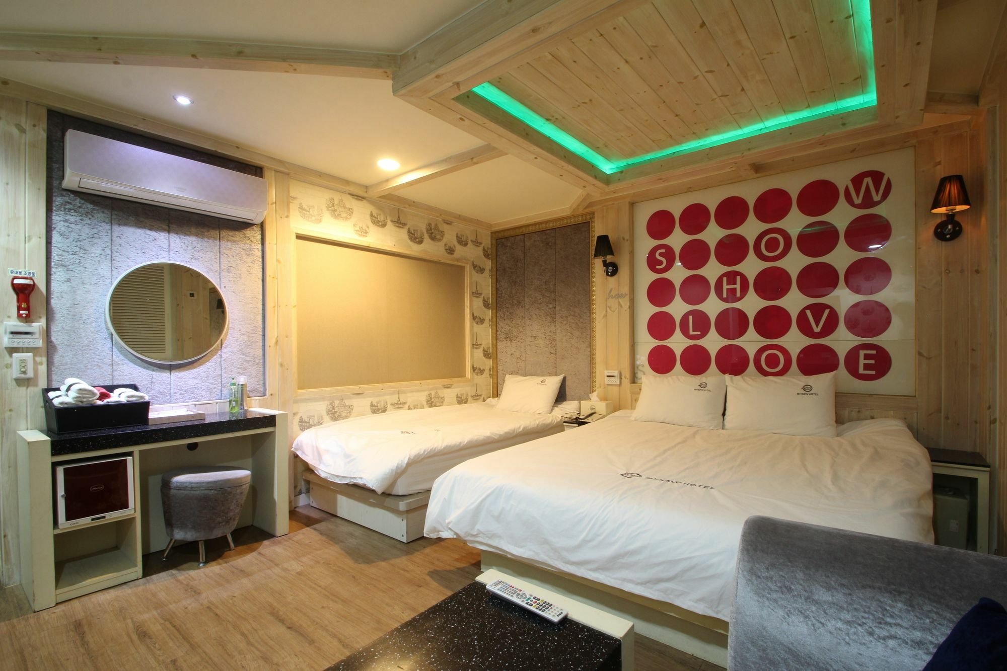 Show Hotel Пусан Екстериор снимка